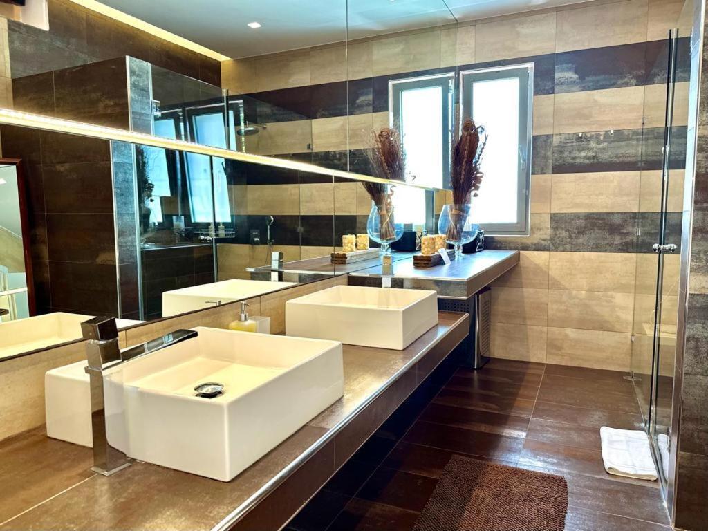 Leblanc Luxurious Beachfront Villa, Gcollectiongr Ermioni Exterior foto