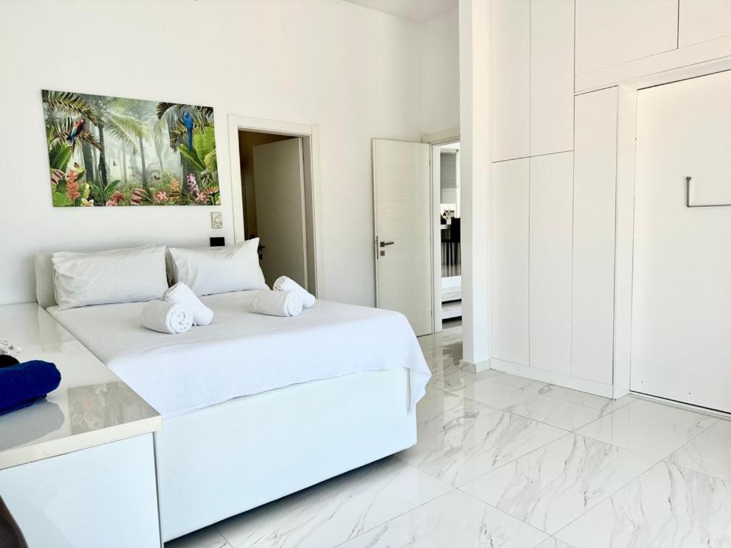 Leblanc Luxurious Beachfront Villa, Gcollectiongr Ermioni Exterior foto